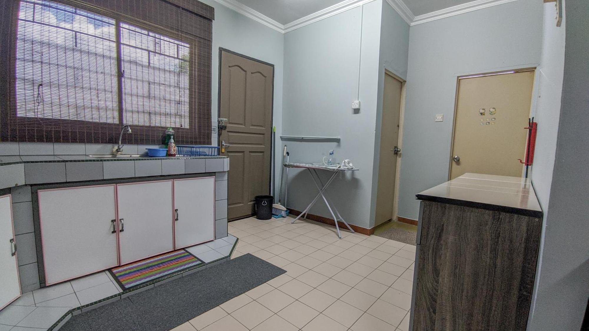 Bunut Centre Stay Bandar Seri Begawan Exterior photo